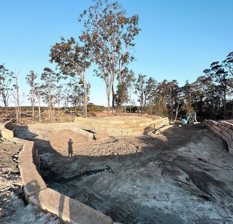 Fire pits & stonework by Madden Earthworks