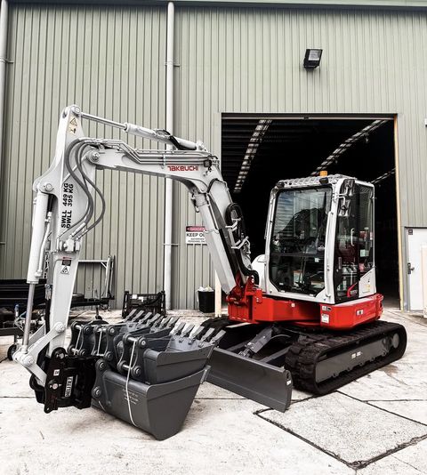 Takeuchi TB257FR